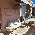 Etage Proche Bord De Quartier Boulouris דירה