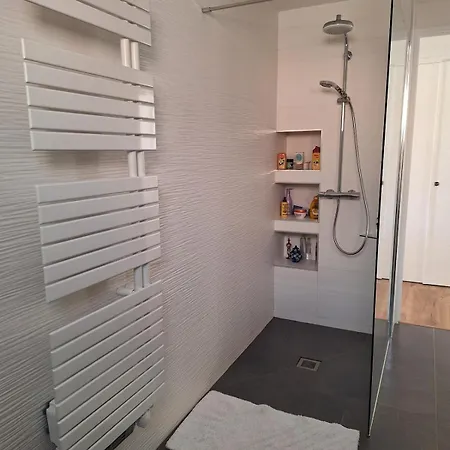 Etage Proche Bord De Quartier Boulouris Apartman Saint-Raphaël