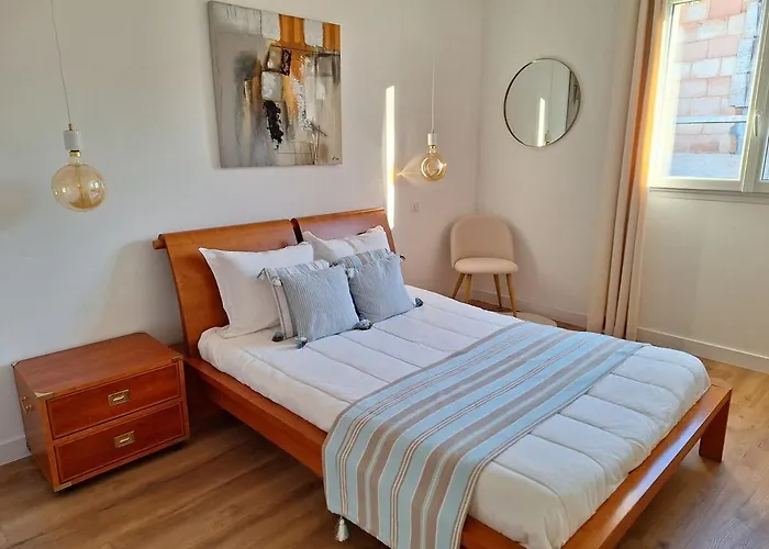 Etage Proche Bord De Quartier Boulouris Saint-Raphaël