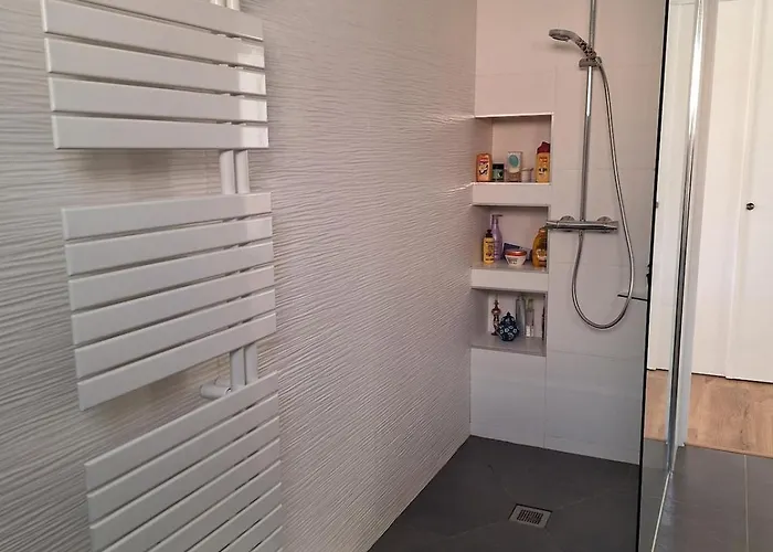 Etage Proche Bord De Quartier Boulouris Apartmán Saint-Raphaël